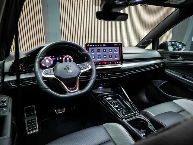 Volkswagen Golf 2.0 TSI GTI Clubsport 2024 Benzine 16