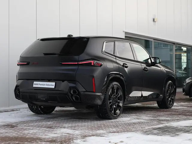BMW XM PHEV Label Red 30 kWh 2025 Hybride Benzine 14