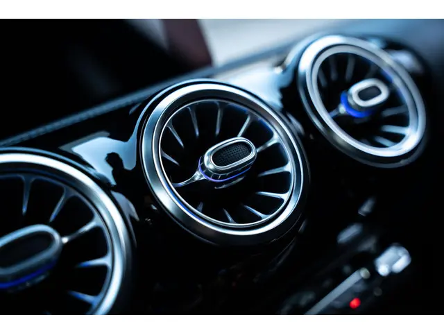 Mercedes-Benz CLA 250 e AMG 2020 Hybride Benzine 20