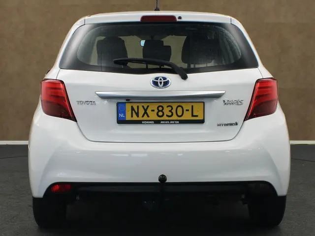Toyota Yaris 1.5 Hybrid Aspiration 2015 Hybride Benzine 8