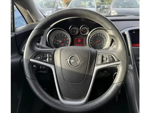 Opel Astra 1.4 Blitz 2014 Benzine 10