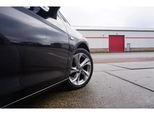 Opel Astra Sports Tourer 1.2 Elegance 2020 Benzine 21