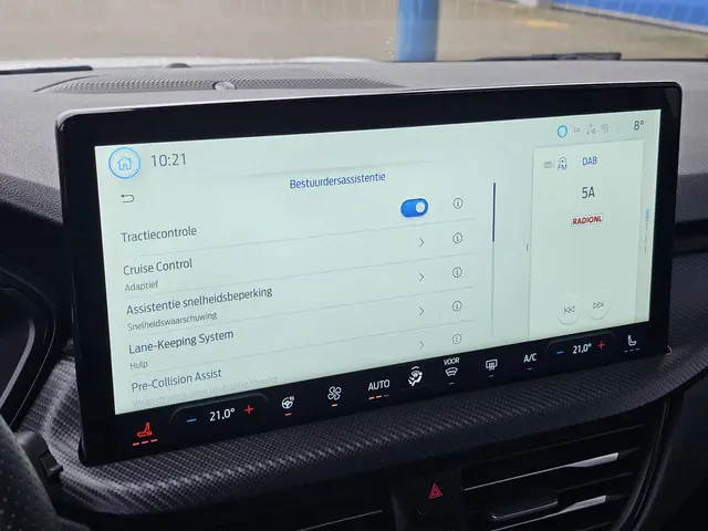 Ford Kuga 2.5 FHEV ST-Line X 2024 Hybride Benzine 24