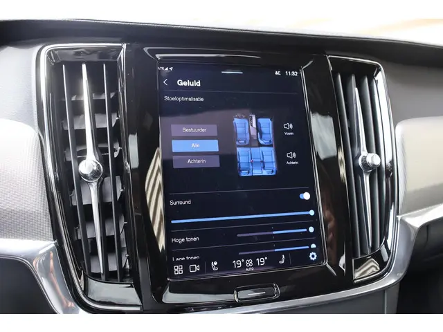 Volvo S90 T8 AWD Ultimate Dark 2024 Hybride Benzine 48