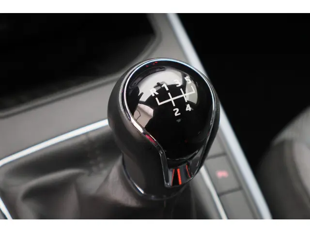 SEAT Arona 1.0 TSI Style Business Intense 2019 Benzine 49