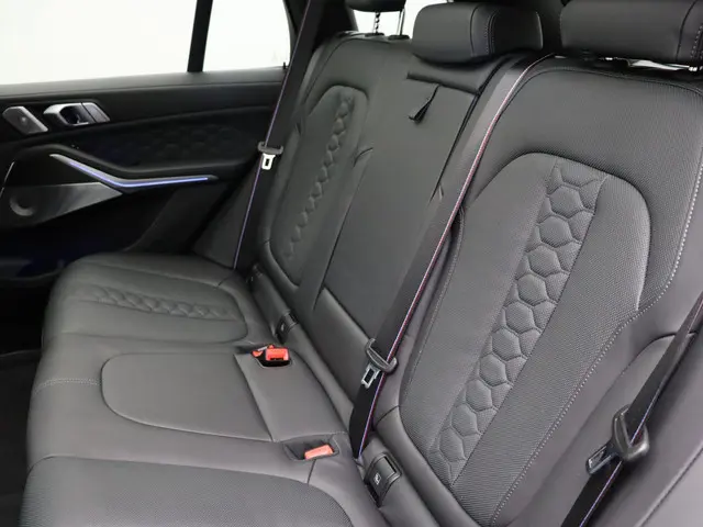 BMW X5 M Competition 2022 Benzine 50