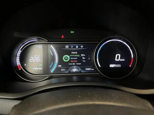 Kia e-Niro ExecutiveLine 64 kWh 2020 Elektrisch 27