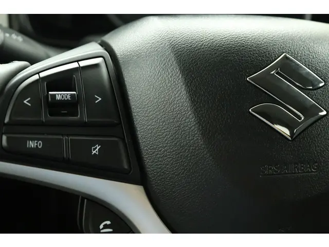 Suzuki Ignis 1.2 Smart Hybrid Style 2023 Benzine 19