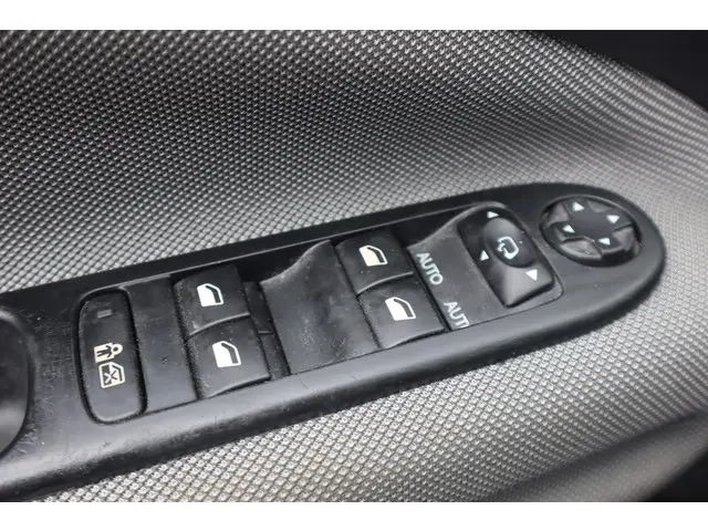 Citroën C3 Picasso 1.6 VTi Tendance 2012 Benzine 15
