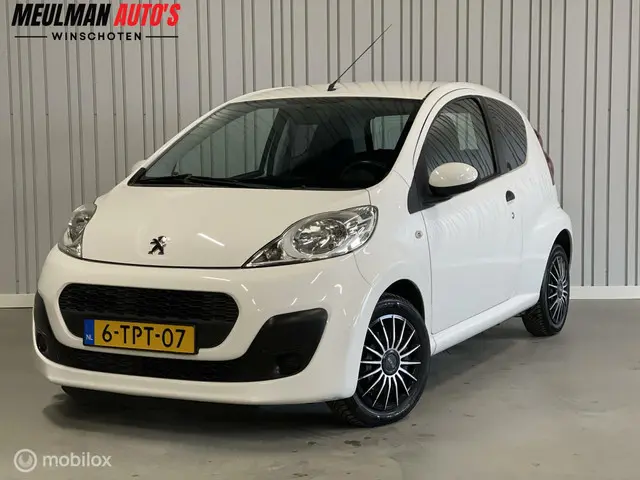 Peugeot 107 1.0 Access Accent 2014 Benzine