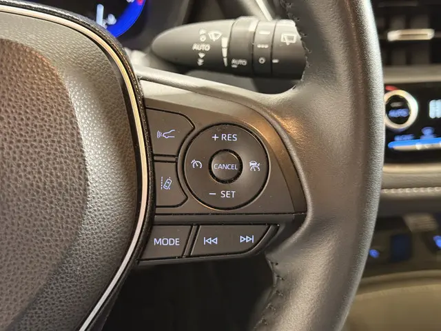 Toyota Corolla 1.8 Hybrid Dynamic 2021 Hybride Benzine 13