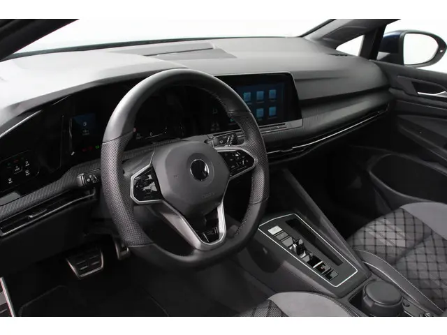 Volkswagen Golf 1.5 eTSI DSG R-Line 2022 Benzine 3