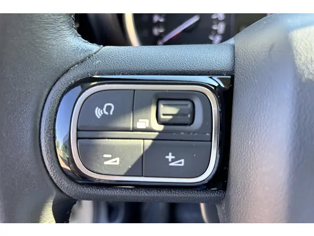 Citroën C3 Aircross 1.2 PureTech S&S Shine 2019 Benzine 15