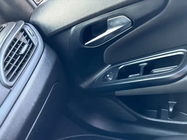 Fiat Tipo Cross 1.0 City Cross 2021 Benzine 29