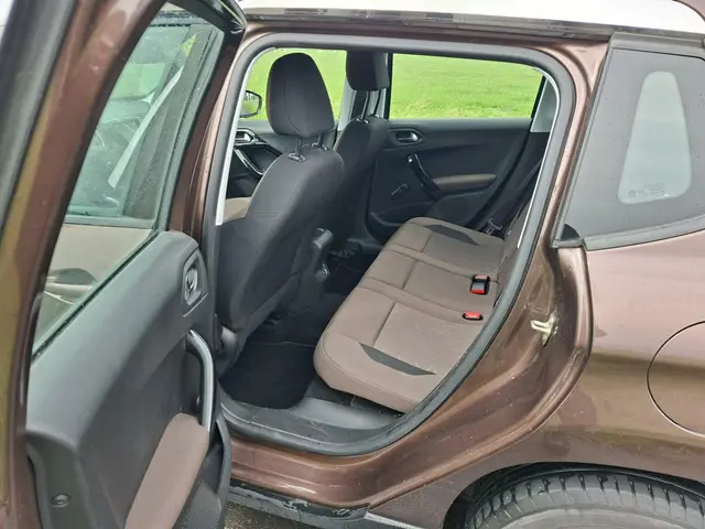 Peugeot 2008 1.2 VTi Active van 1e eigenaar❗ 2013 Benzine 21