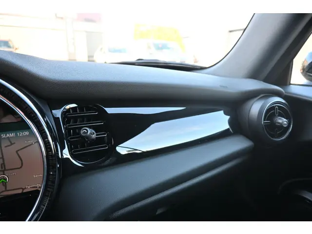 MINI Cooper Cabrio Mini 1.5 Classic 2023 Benzine 27