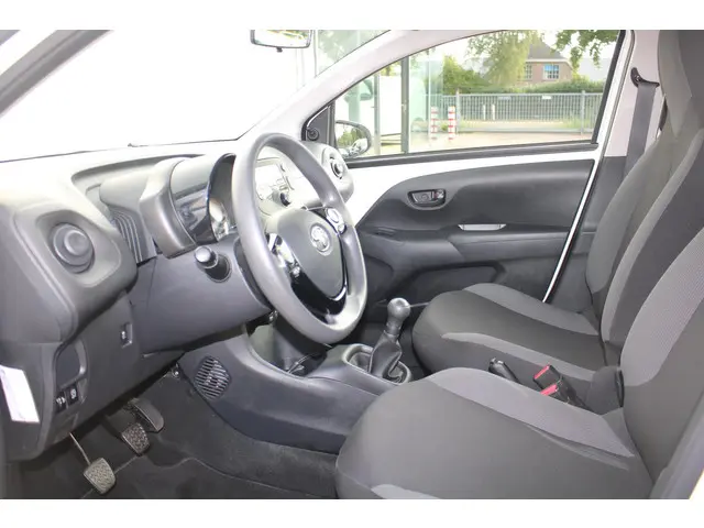 Toyota Aygo 1.0 VVT-i x-fun 2022 Benzine 14