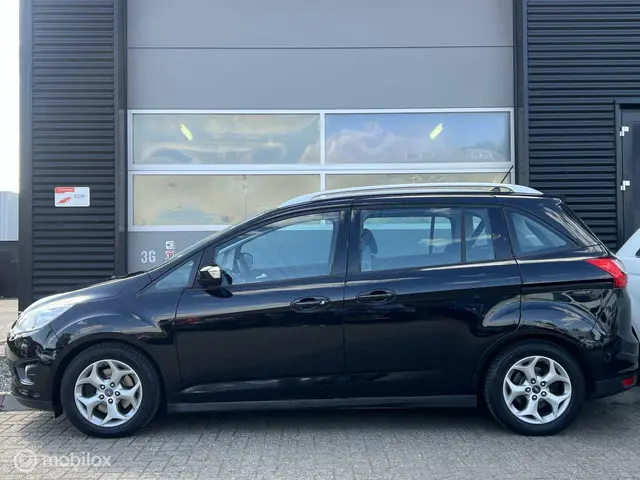 Ford Grand C-Max 1.0 Ambiente 2013 Benzine 6