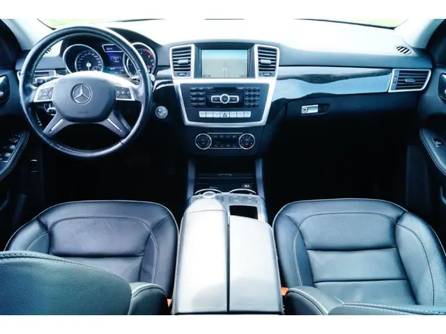 Mercedes-Benz M-Klasse 350 BlueTEC 2014 Diesel 10