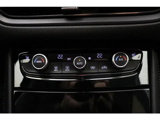 Opel Grandland 1.2 Turbo Ultimate 2024 Benzine 23