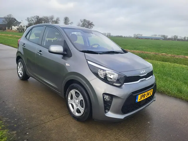 Kia Picanto 2023 27.615km 5drs 2023 Benzine 4