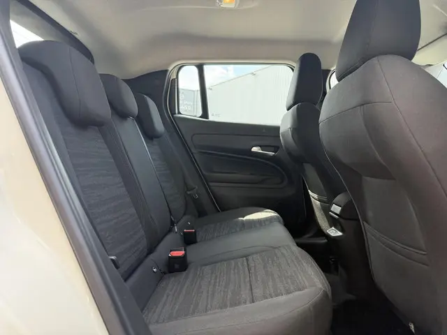 Jeep Avenger Longitude 54 kWh Aut. 2024 Elektrisch 13