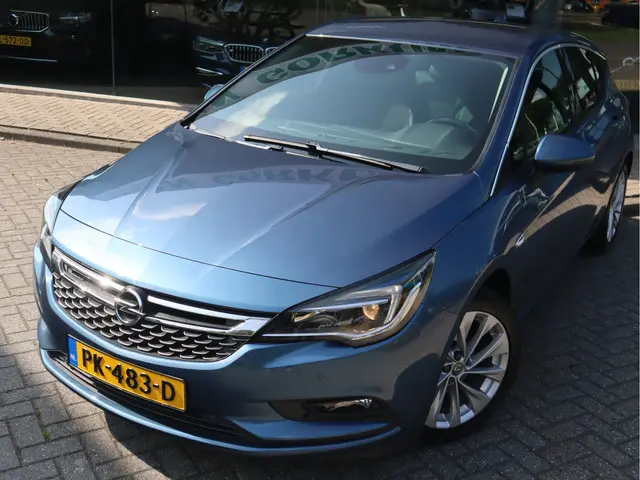 Opel Astra 1.4 150 PK Innovation 2017 Benzine 13