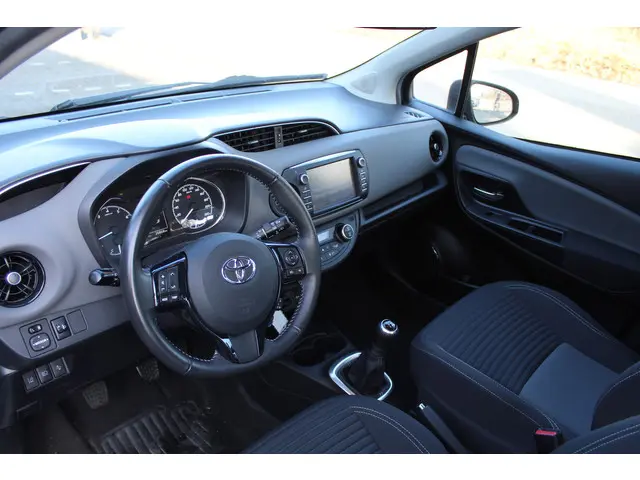 Toyota Yaris 1.0 VVT-i Energy 2018 Benzine 2