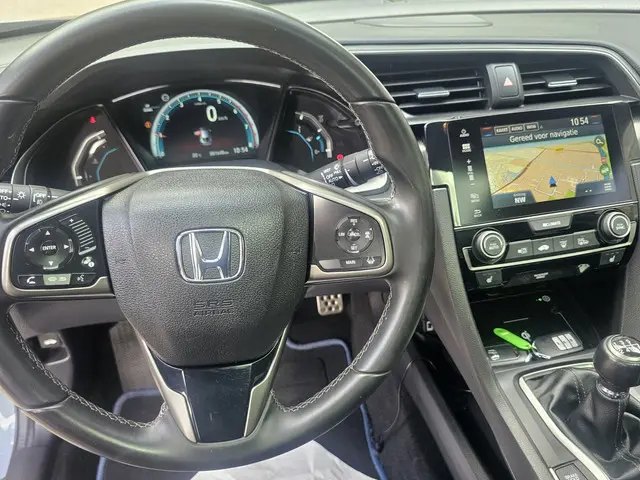Honda Civic 1.0 i-VTEC Premium Leer/Pano-dak 2018 Benzine 24