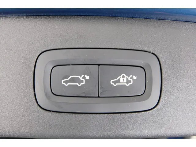 Lynk & Co 01 1.5 2023 Hybride Benzine 32