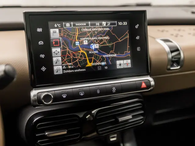 Citroën C4 Cactus 1.2 PureTech Shine 2016 Benzine 9