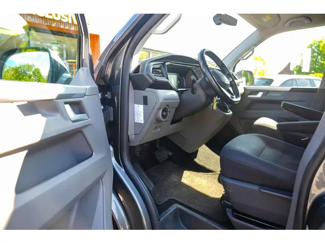 Volkswagen Transporter 2.0 TDI L1H1 28 2021 Diesel 6