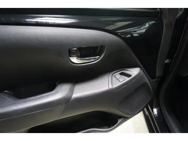 Citroën C1 1.0 VTi Shine / Camera / Airco / 2019 Benzine 11