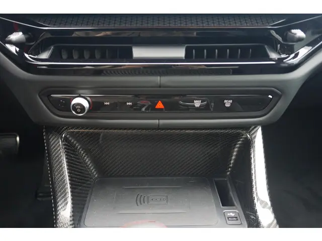 BMW M4 CS Coupé 2026 Benzine 33