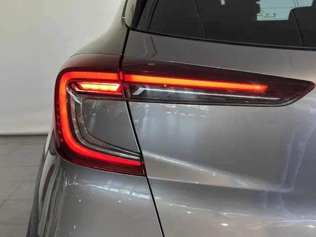 Renault Captur 1.0 TCe 90 techno 2023 Benzine 9