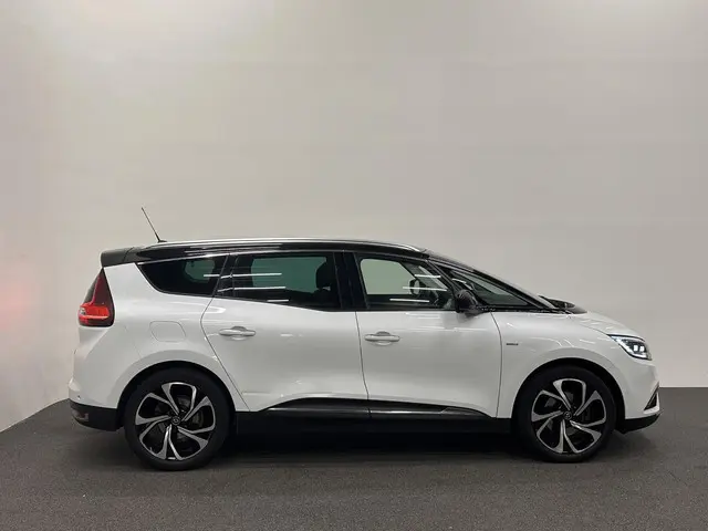 Renault Scénic 1.3 TCe Bose 2020 Benzine 32
