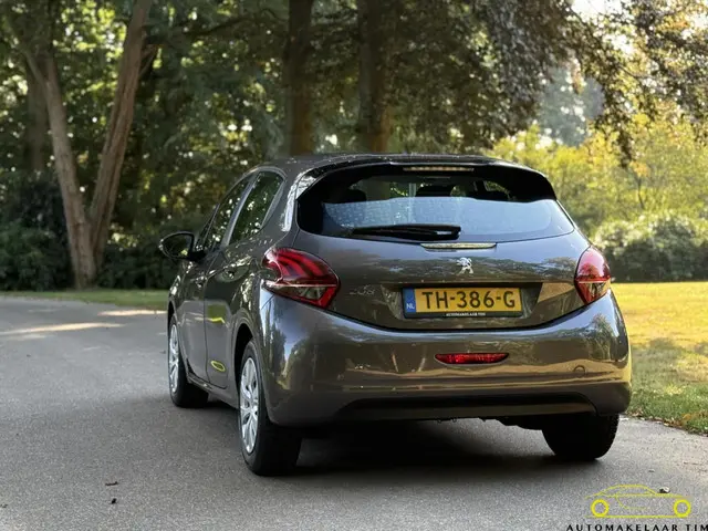 Peugeot 208 1.2 PureTech / Orig. NL / 1e eig. 2018 Benzine 55