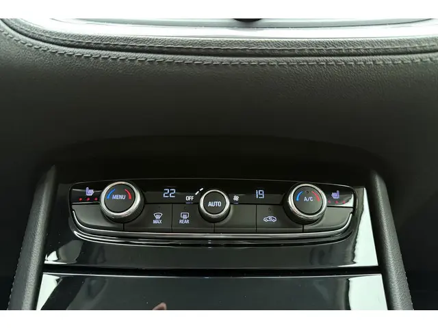 Opel Grandland X 1.2 Turbo 130pk Ultimate 2020 Benzine 27