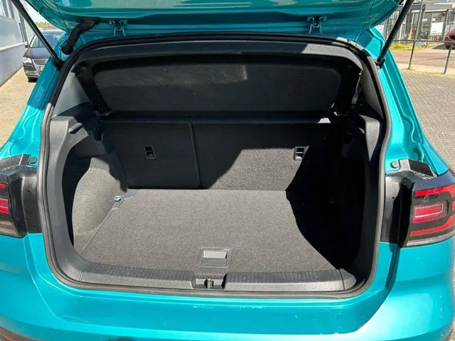Volkswagen T-Cross 1.0 TSI Life 2020 Benzine 15