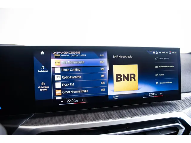 BMW 3 Serie Touring 330e 2024 Hybride Benzine 56