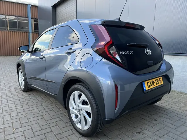 Toyota Aygo X 1.0 VVT-i S-CVT Puls 2024 Benzine 3