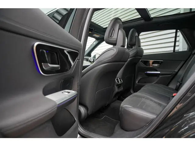 Mercedes-Benz GLC 220d 4MATIC AMG Line 2025 Diesel 10