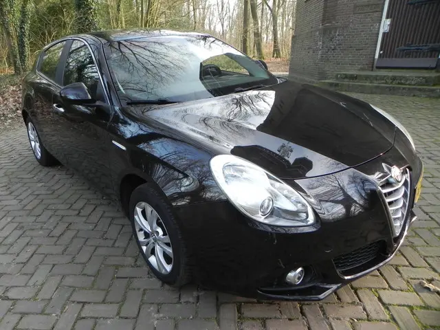 Alfa Romeo Giulietta 1.4 T Distinctive Lusso 2014 Benzine 4
