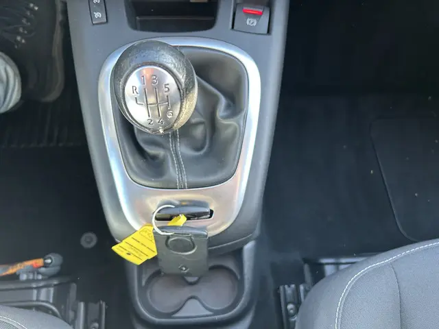 Renault Grand Scénic 1.2 TCe Limited 2015 Benzine 16