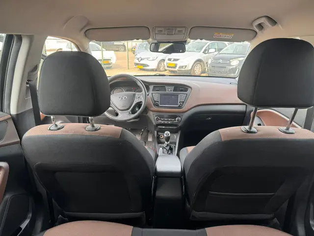 Hyundai i20 1.0 T-GDI Comfort 2019 Benzine 12