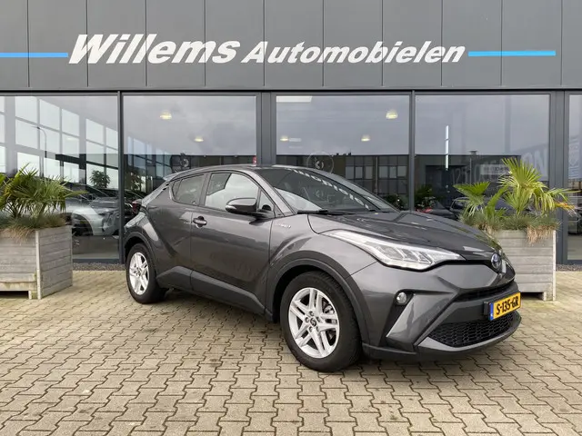 Toyota C-HR 3