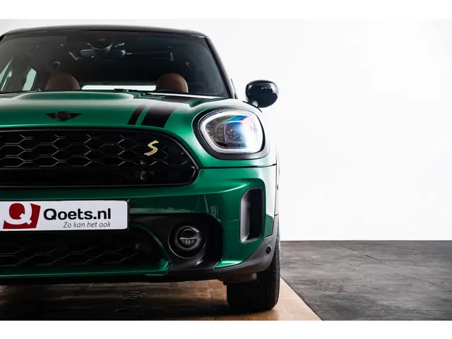 MINI Countryman Cooper SE ALL4 2022 Hybride Benzine 24