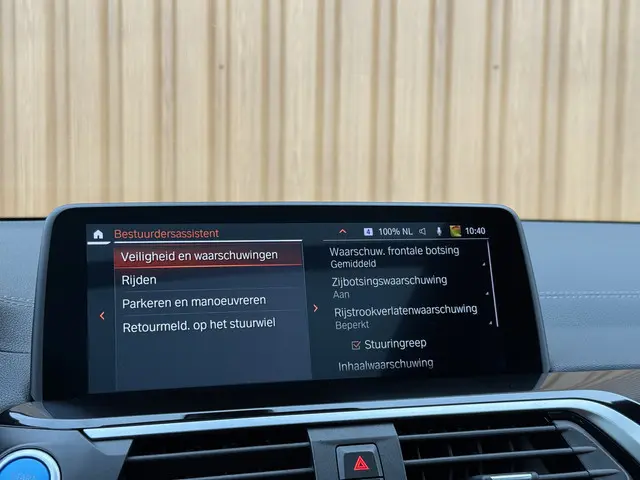 BMW iX3 High Executive 80 kWh 2021 Elektrisch 17