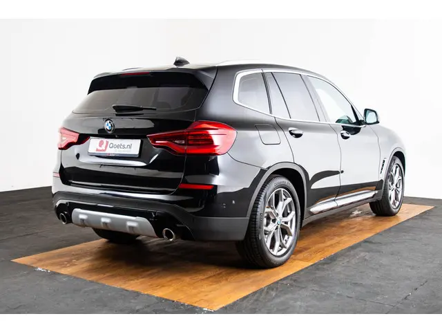 BMW X3 xDrive20i High Executive 2019 Benzine 11