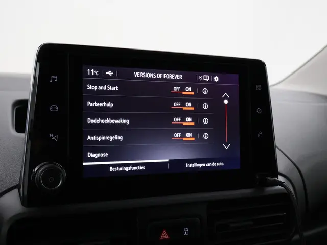 Opel Combo 1.5D 130 PK AUT. INNOVATION 2020 Diesel 13